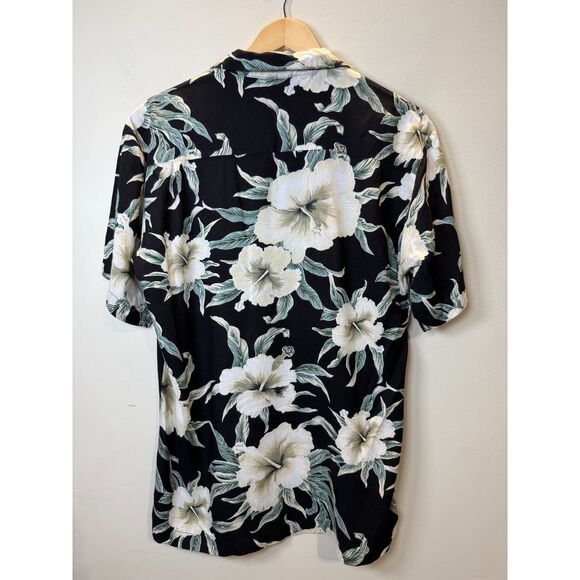 Hula Hula Hawaii Men's Size Medium Black Floral Button Up Shirt Short Sleeve - Picture 2 of 4